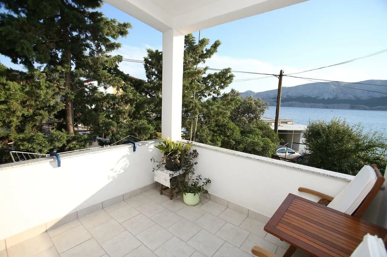 Rooms With The Sea View Baška 3*,