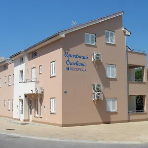 Apartament Crnekovic V